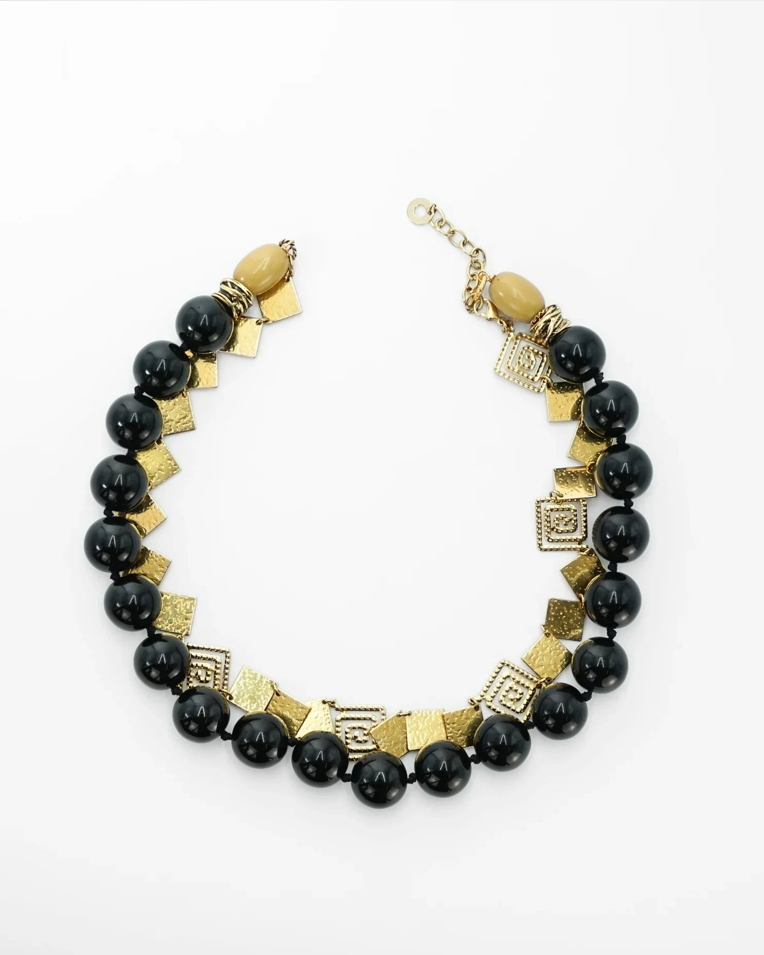 LUX QUARTZ NECKLACE