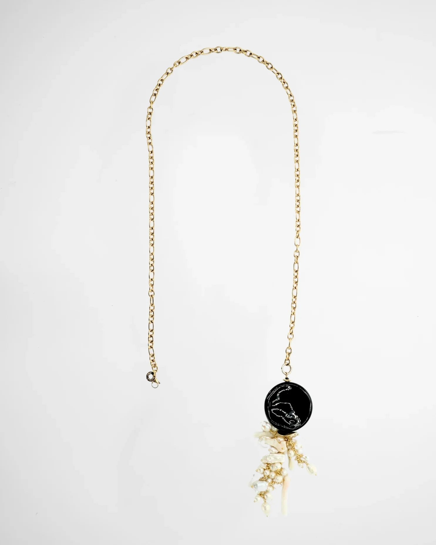 LUX QUARTZ NECKLACE