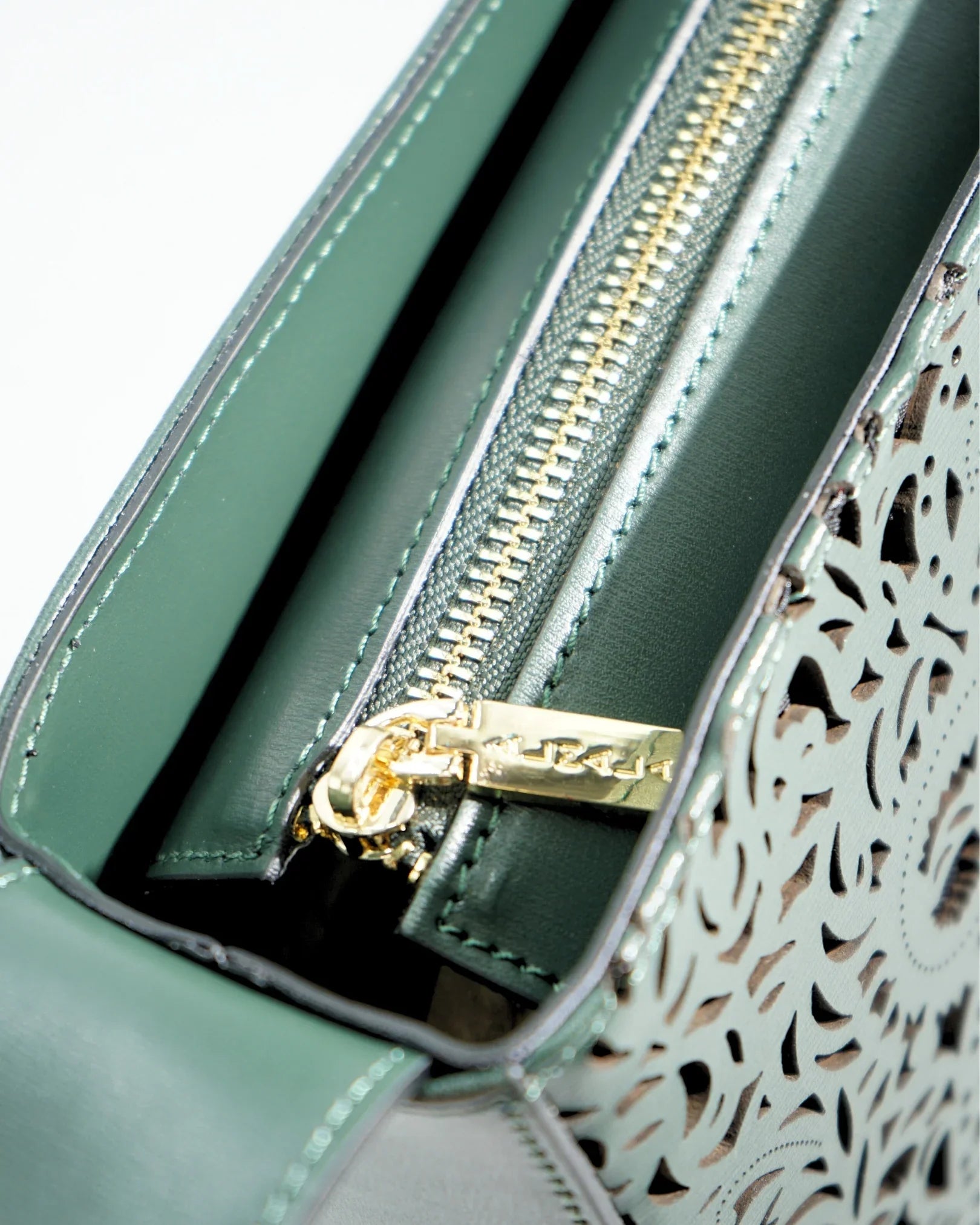CINDY | LEATHER