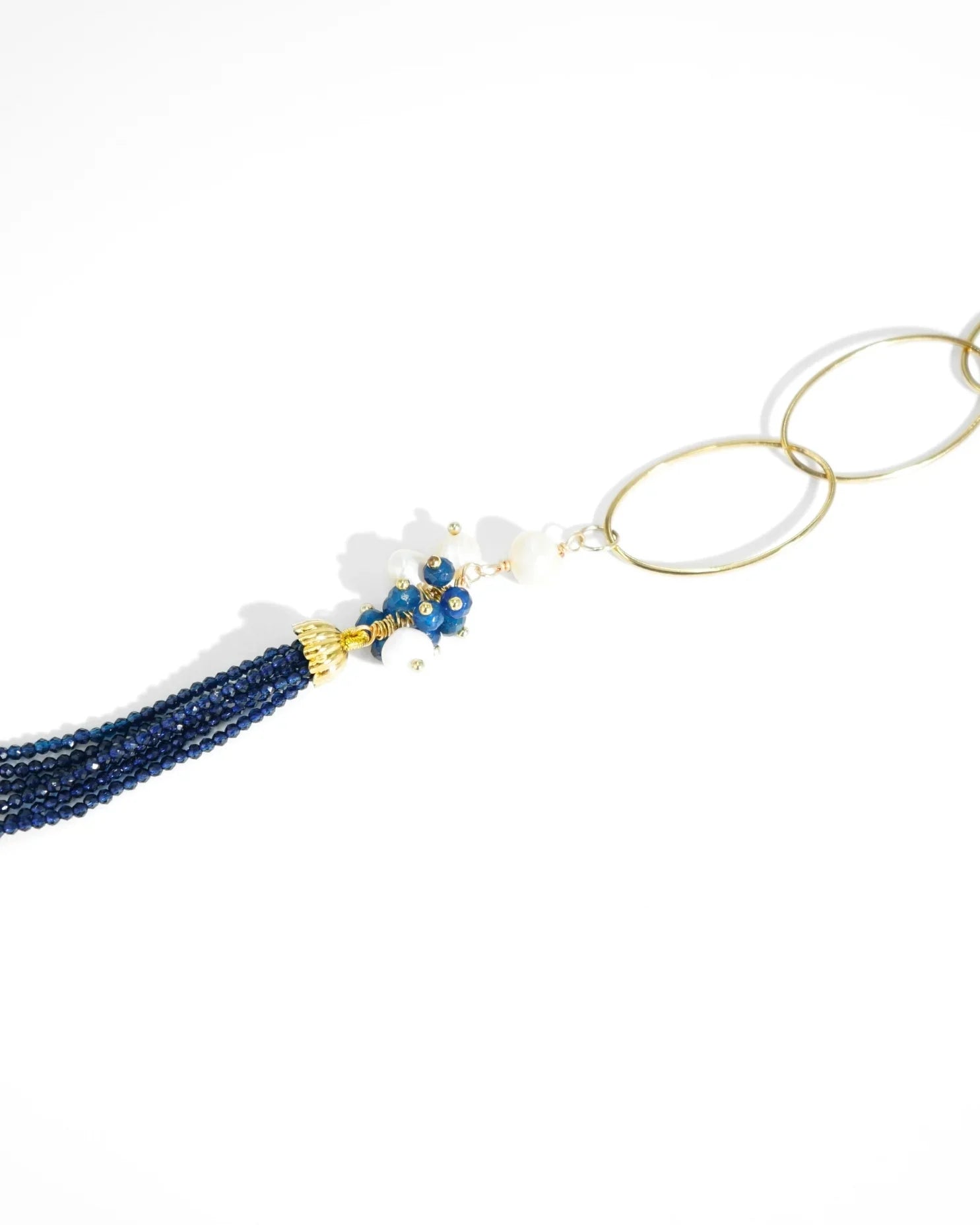 LUX QUARTZ NECKLACE