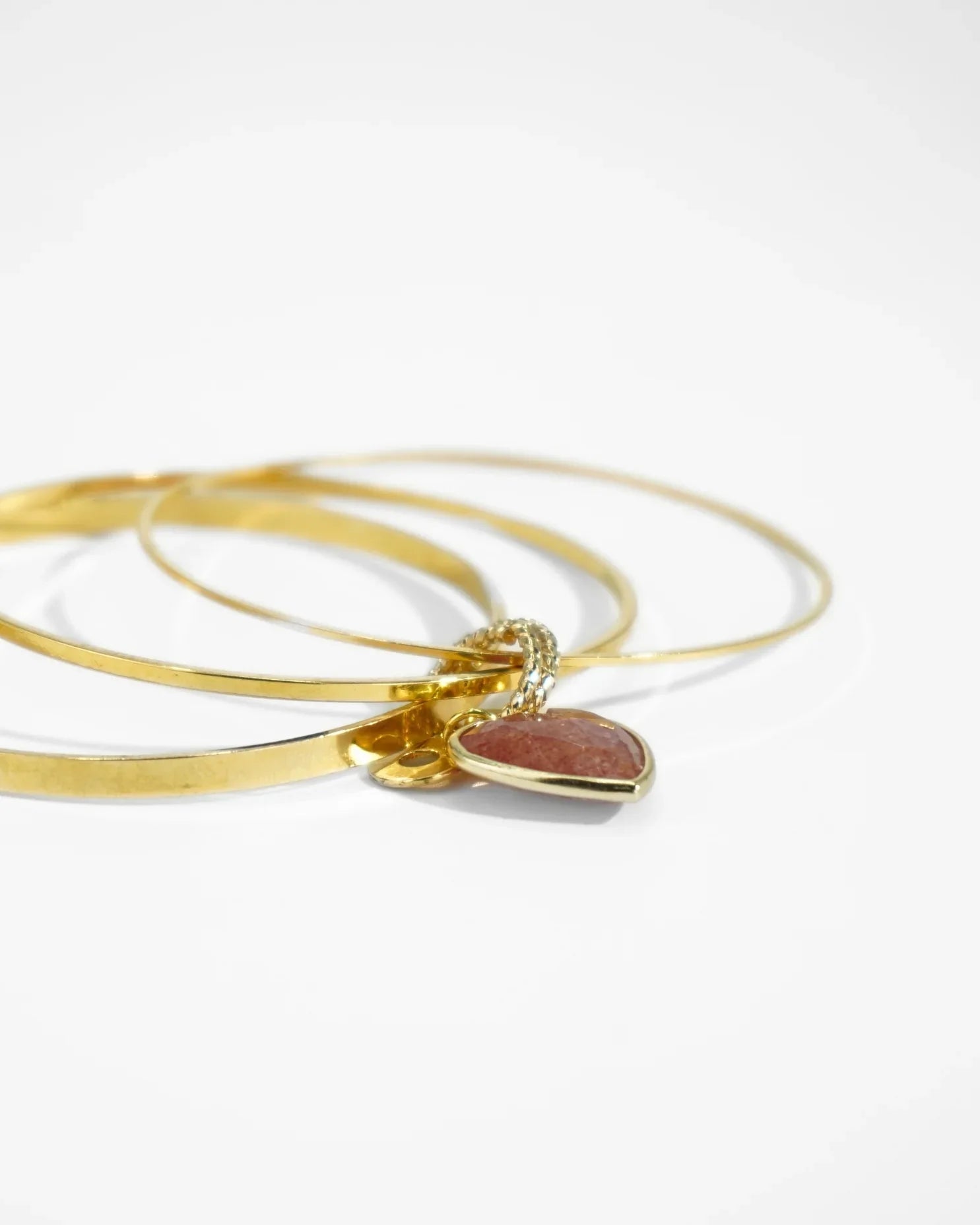 LUX QUARTZ NECKLACE