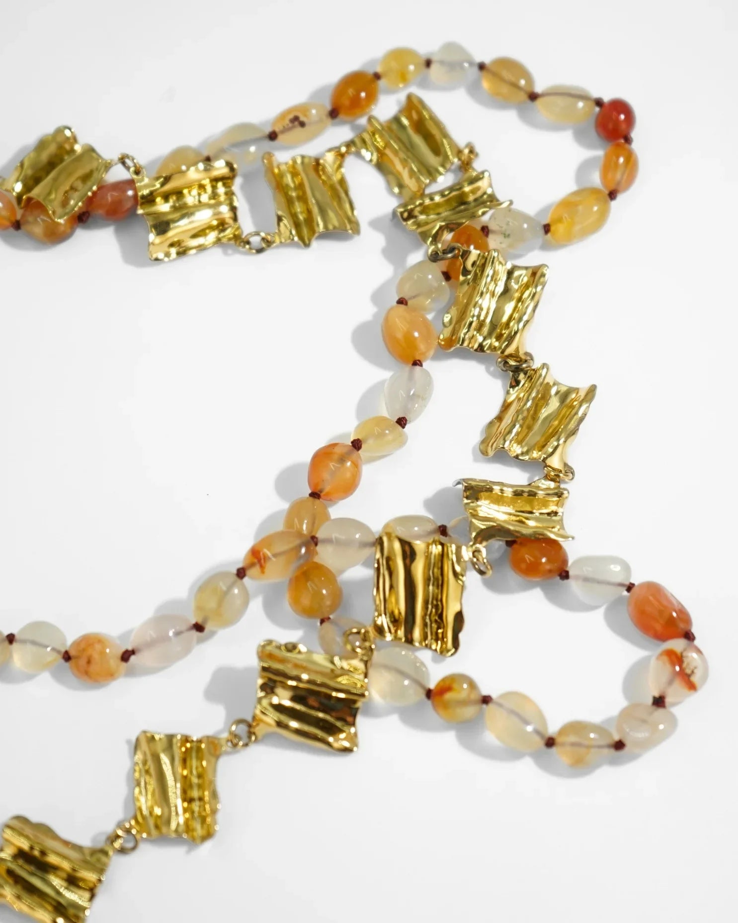 LUX QUARTZ NECKLACE
