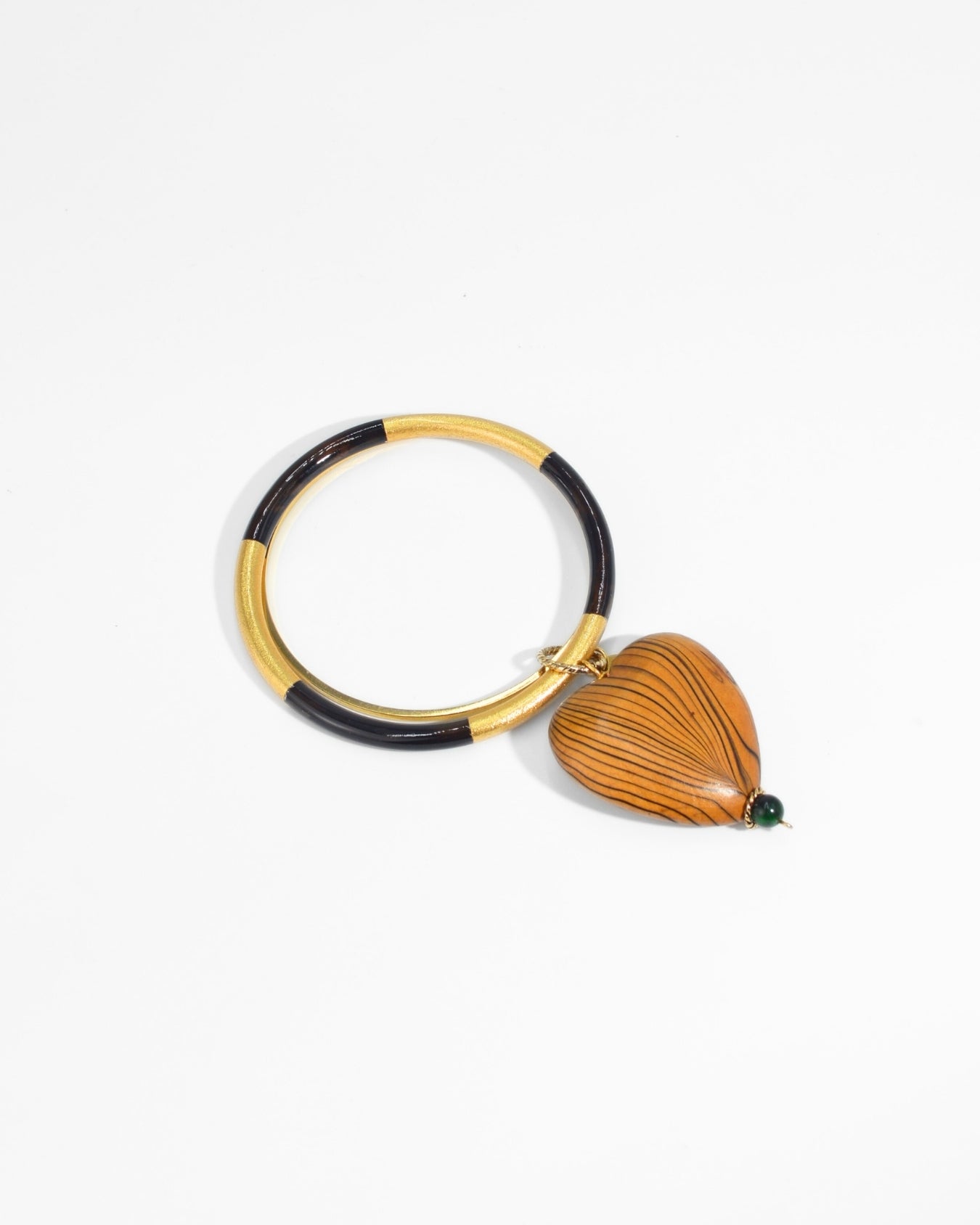 SACRED HEART CHOKER | POWDER