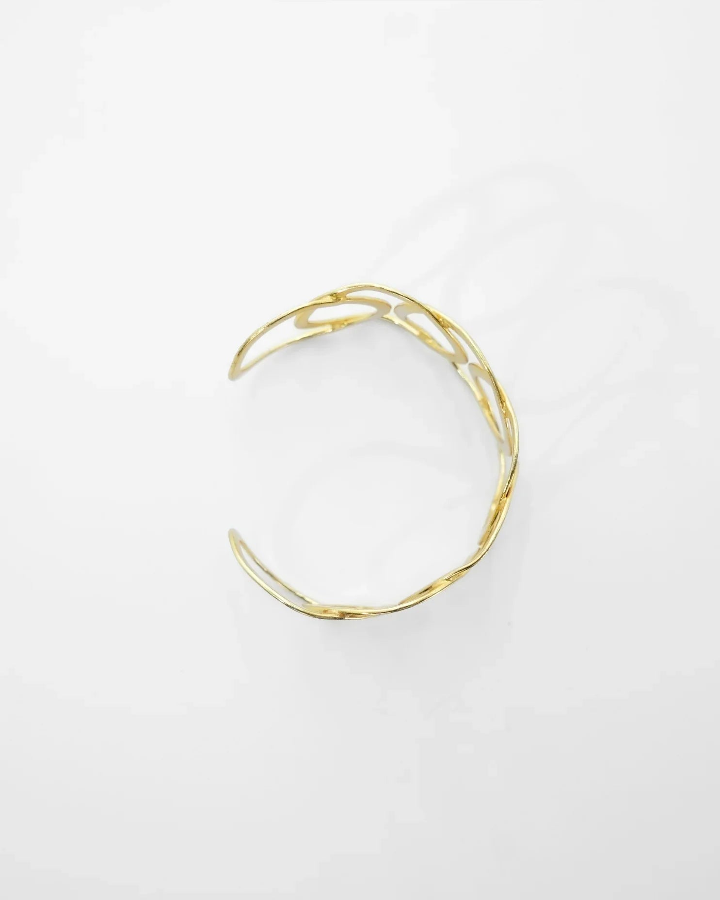 LUX QUARTZ NECKLACE