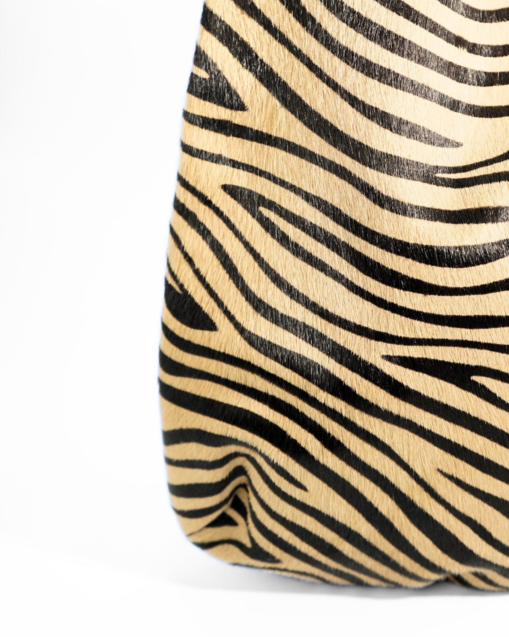 COACHELLA WINTER LUX | ZEBRA