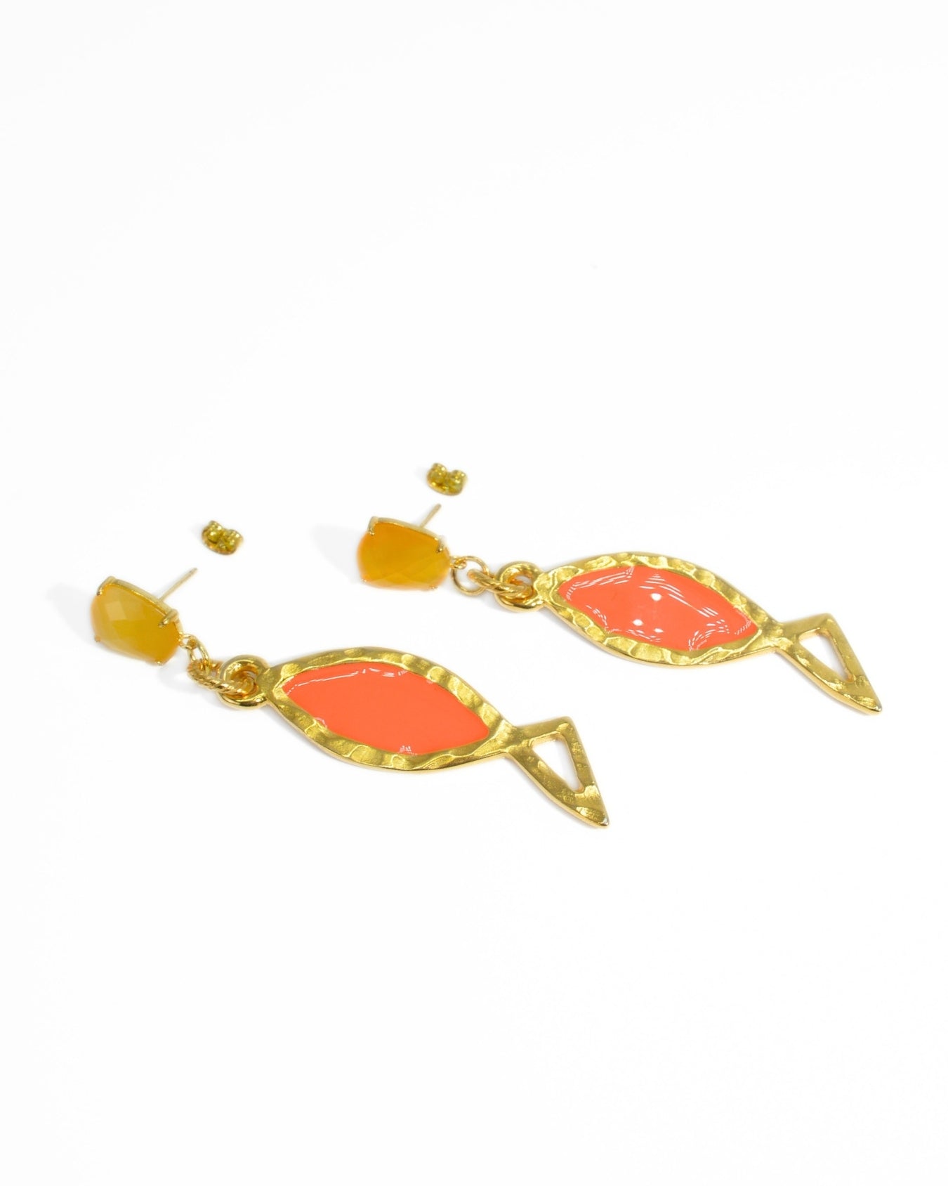 FISH COLOR EARRING