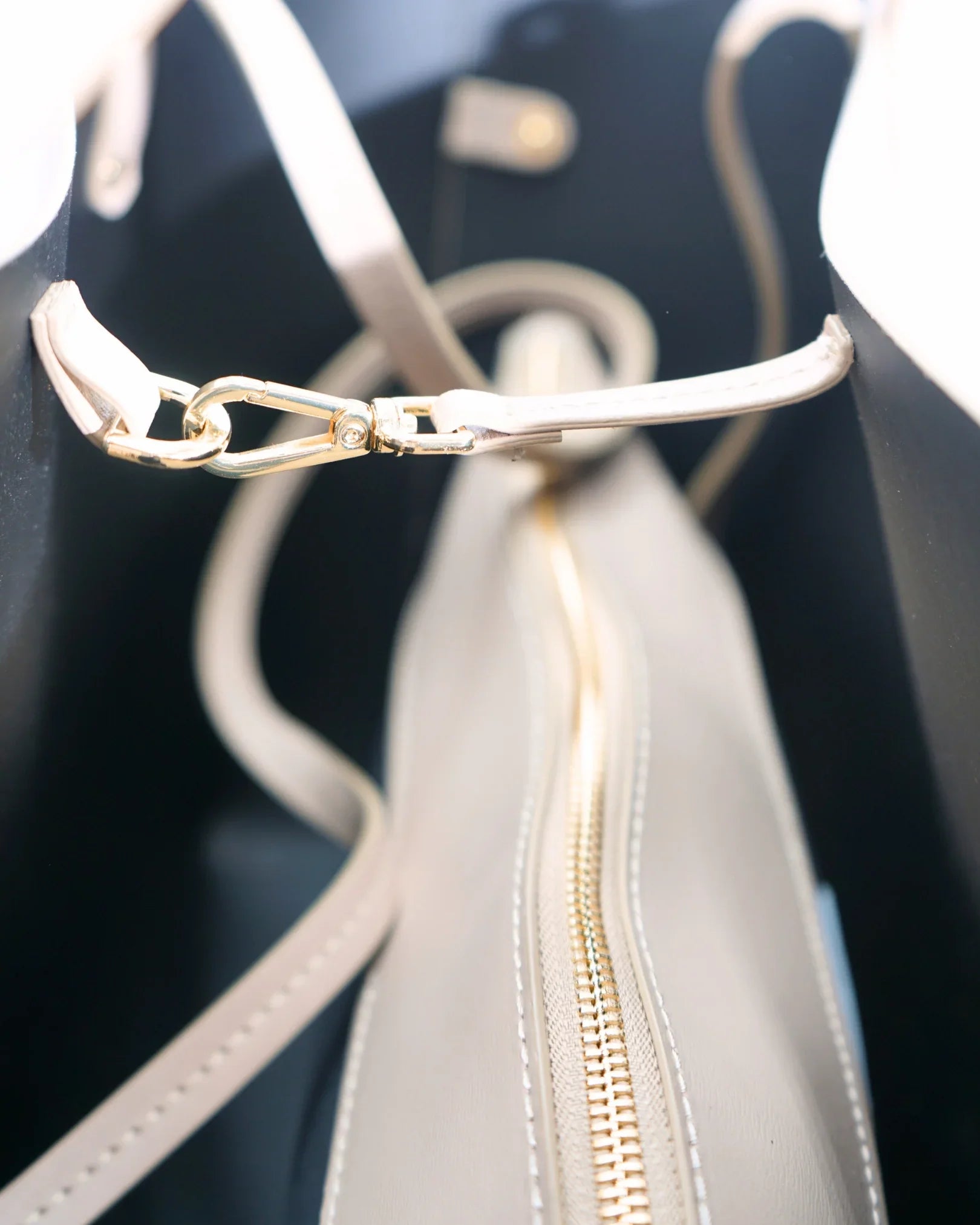 CINDY | LEATHER