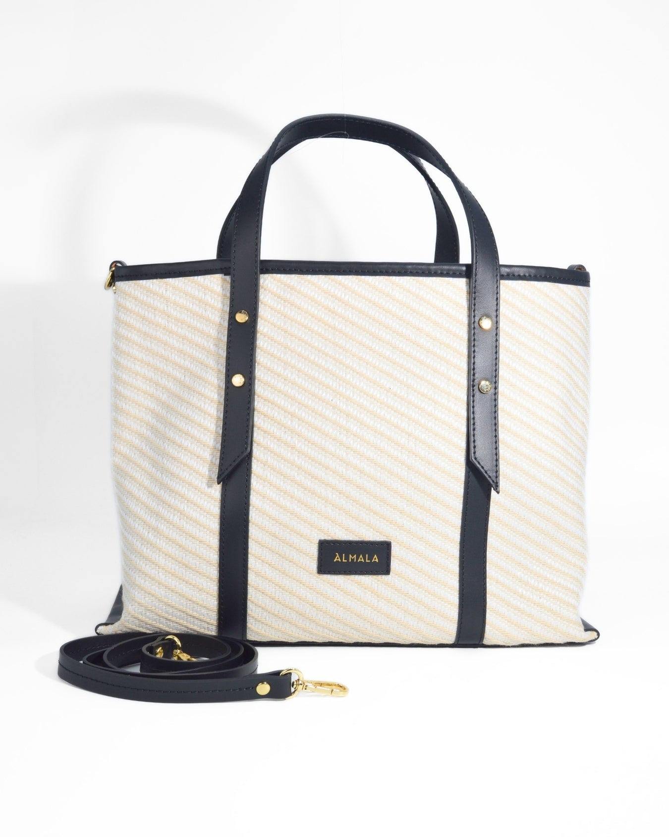 LOURA | LEATHER