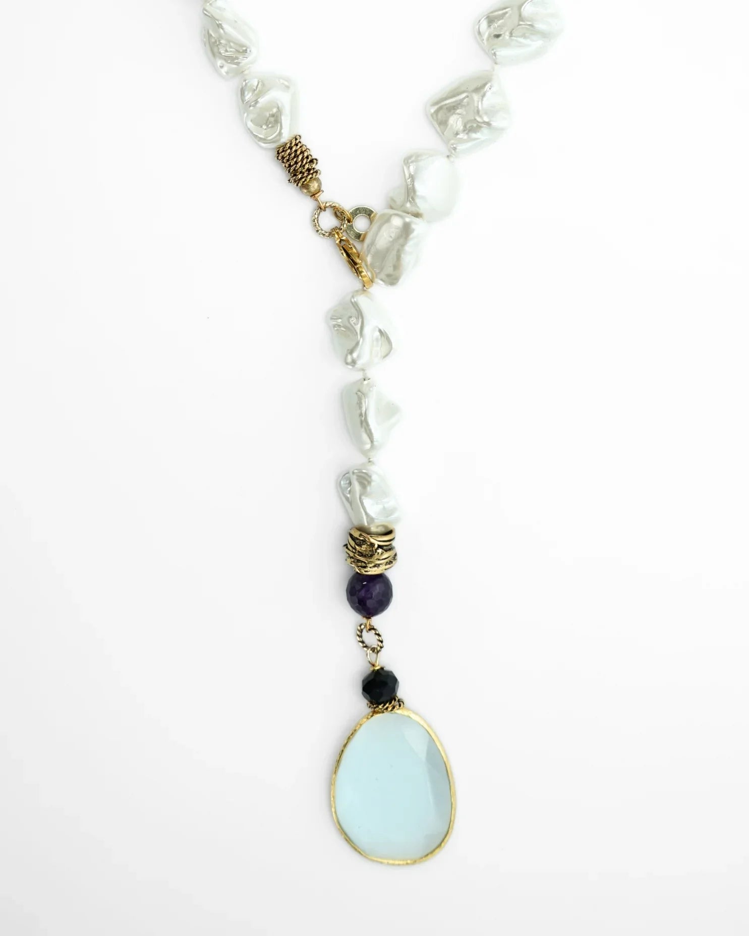 LUX QUARTZ NECKLACE