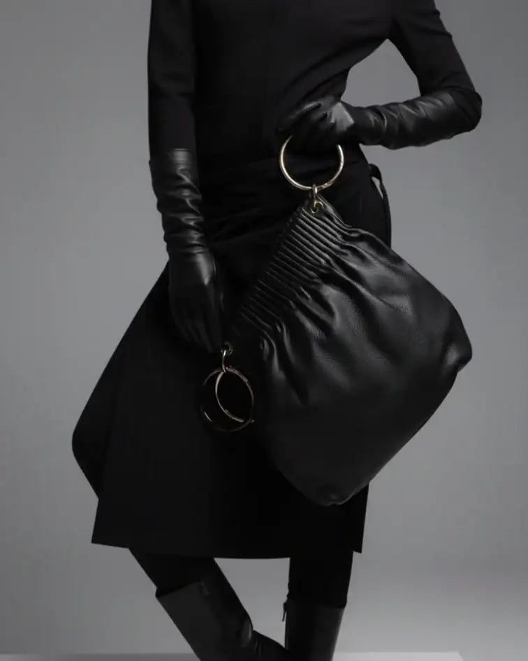 B.B. ICON | BLACK