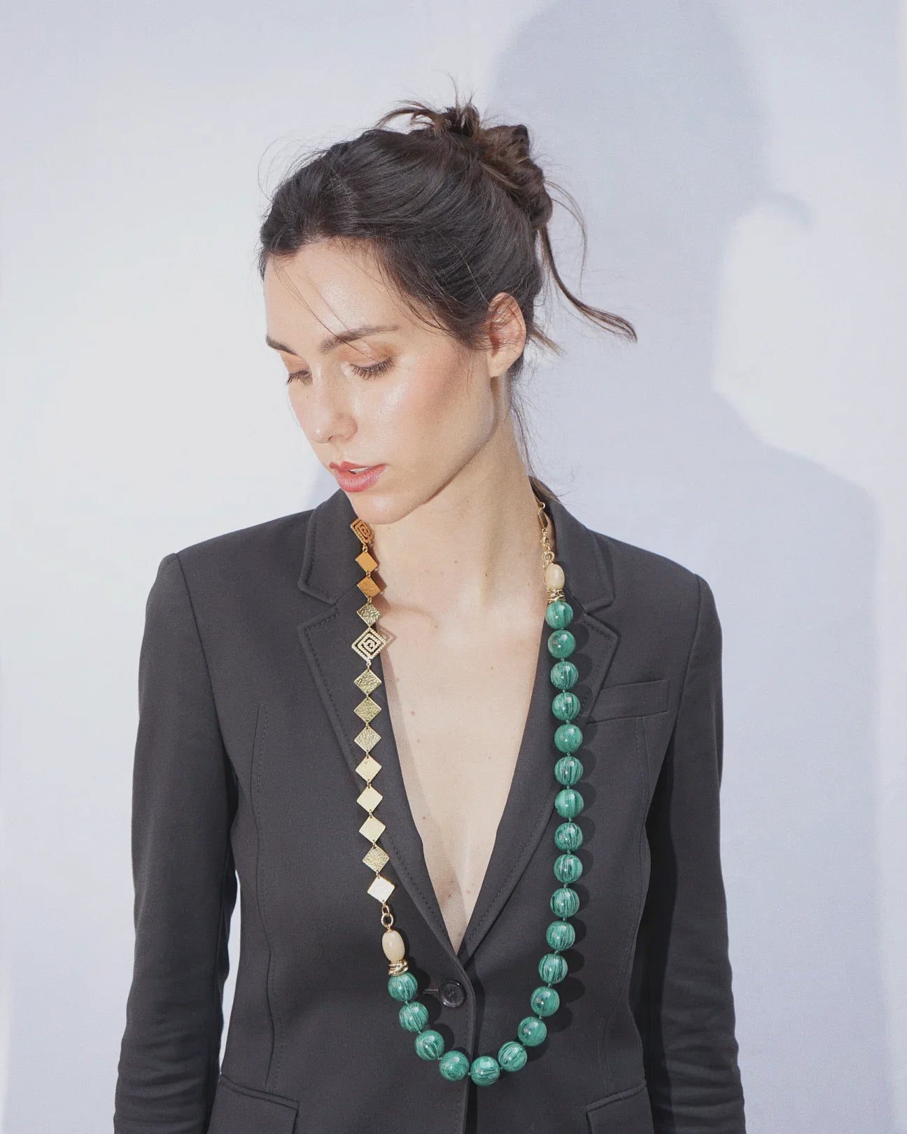 LUX QUARTZ NECKLACE