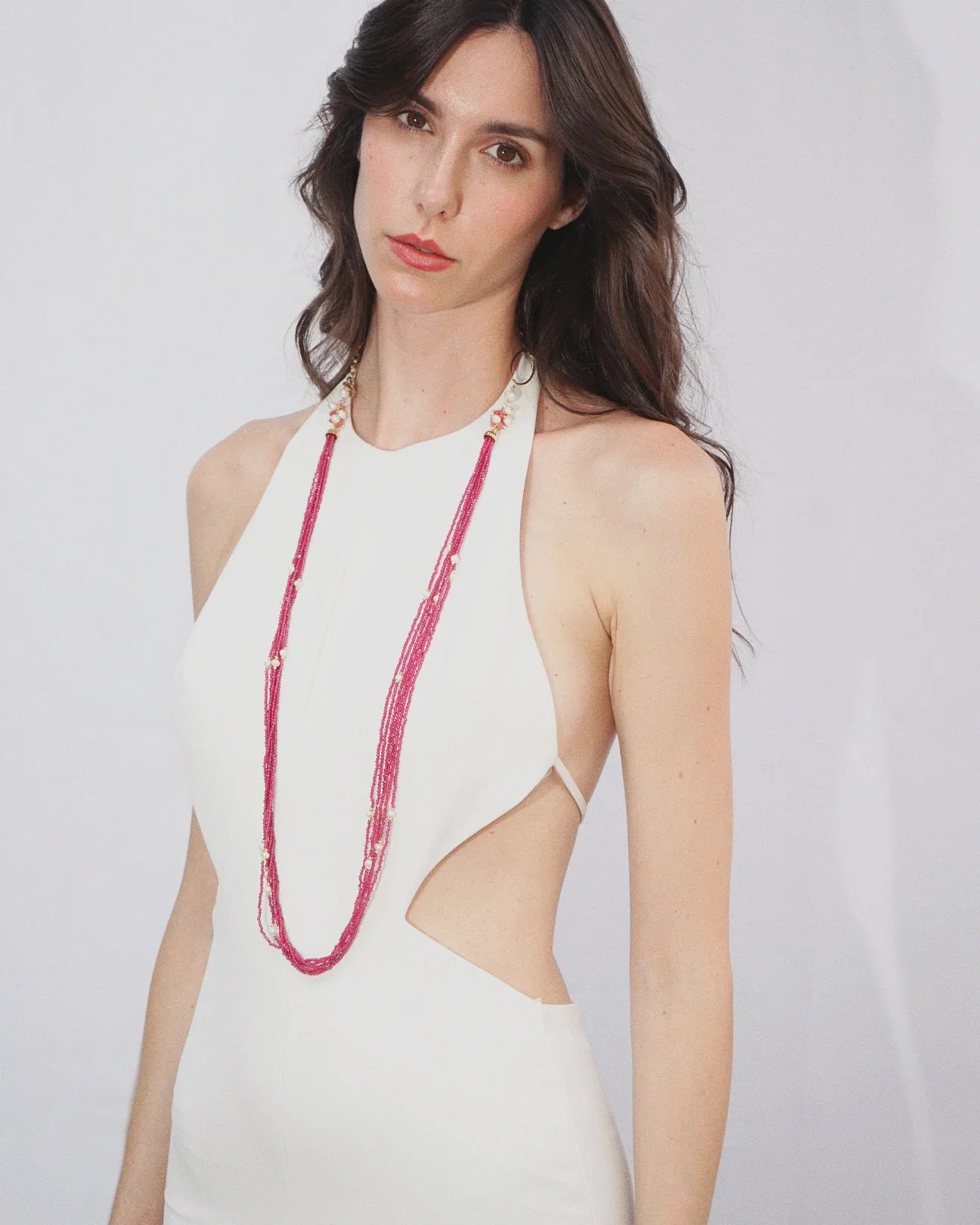 LUX QUARTZ NECKLACE