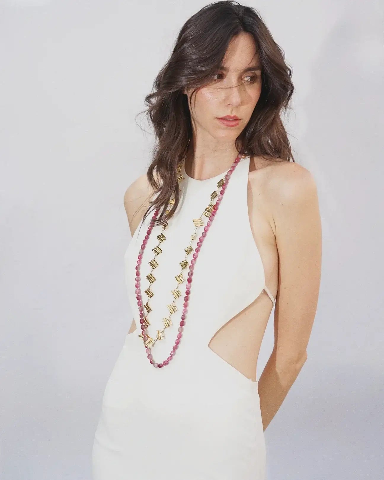 LUX QUARTZ NECKLACE