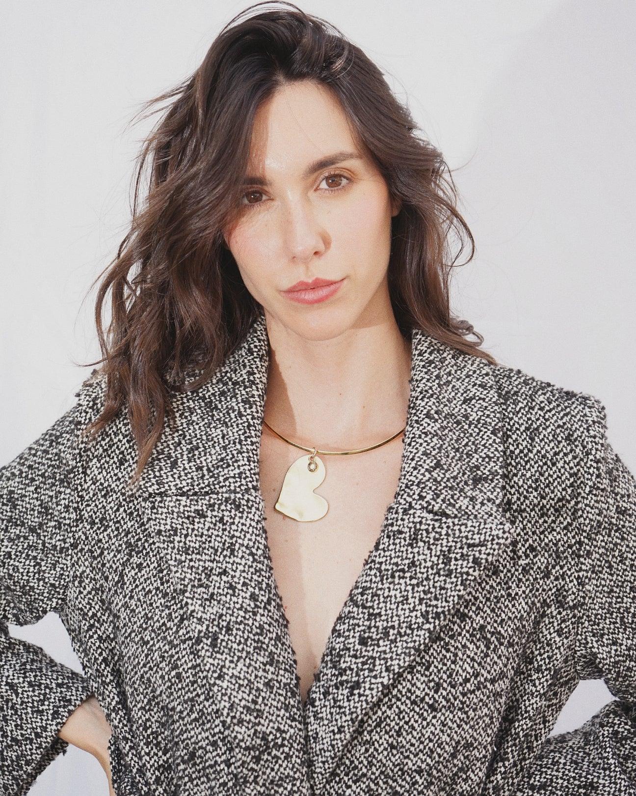 LUX QUARTZ NECKLACE