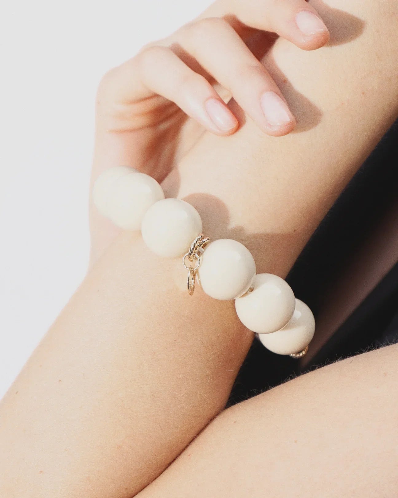 LUX QUARTZ NECKLACE