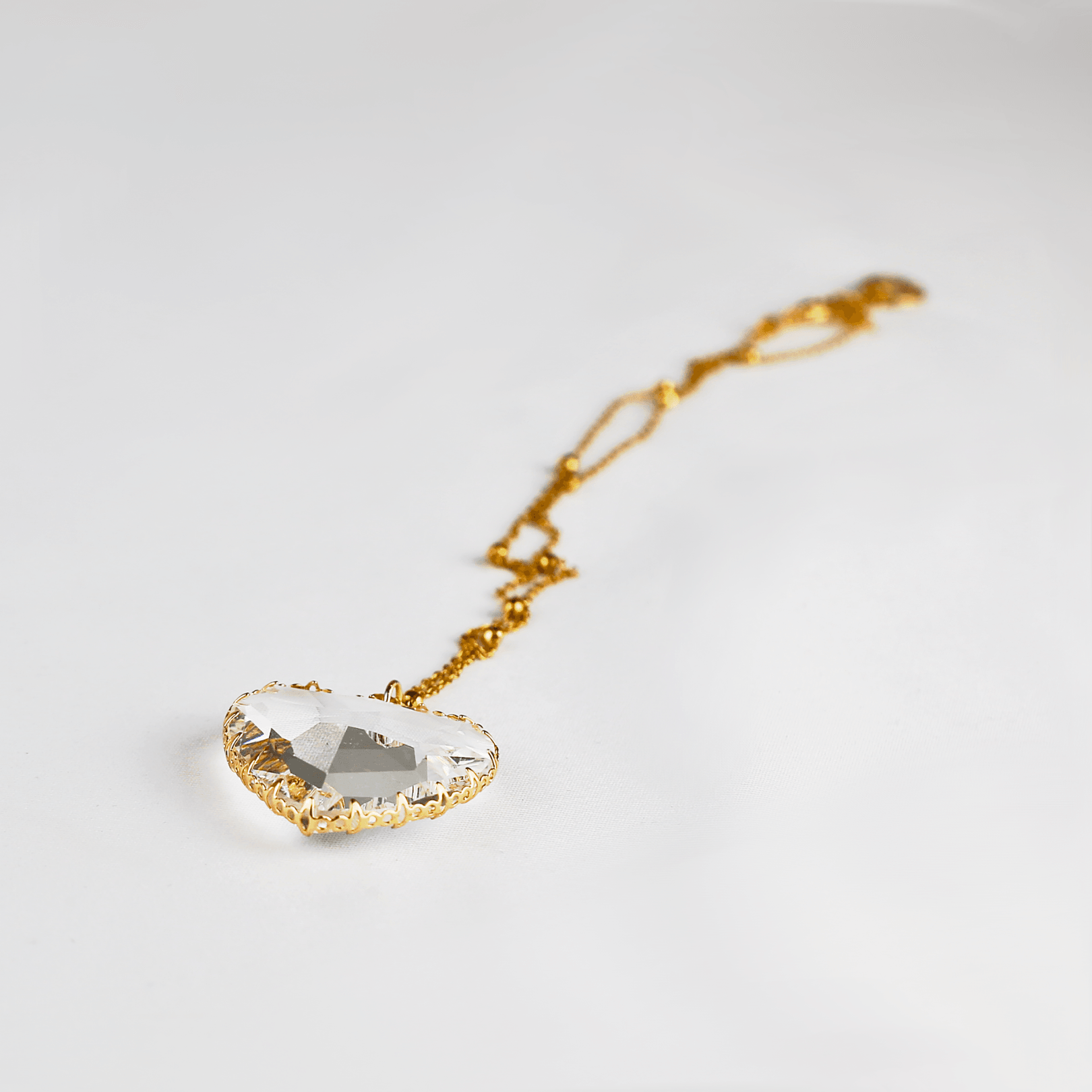 GIROCOLLO SACRO CUORE | CRYSTAL - Almala