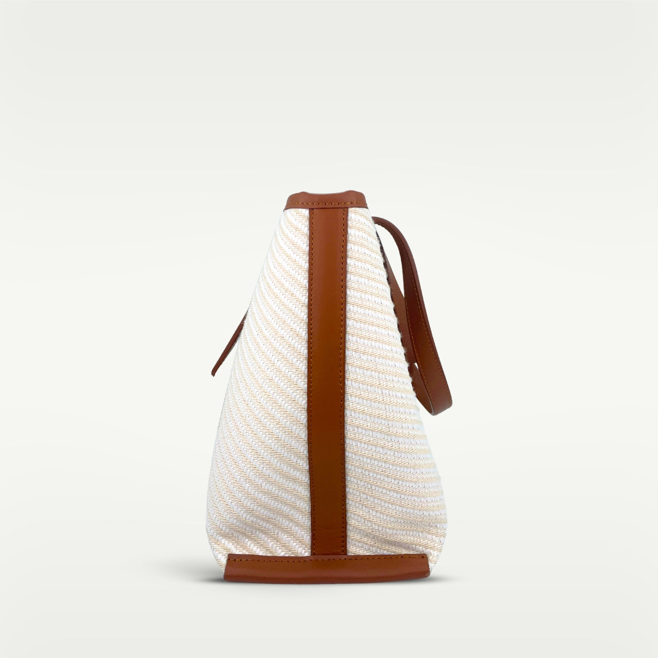 LOURA | LEATHER