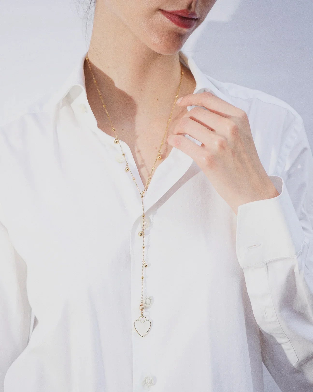 LUX QUARTZ NECKLACE