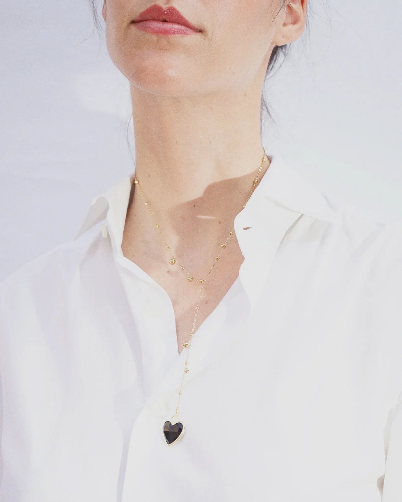 LUX QUARTZ NECKLACE