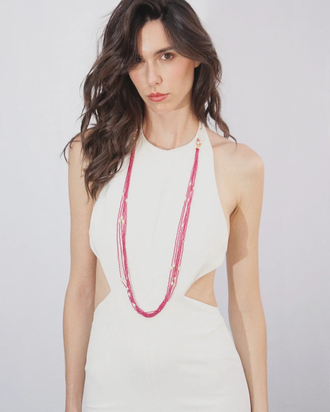 LUX QUARTZ NECKLACE