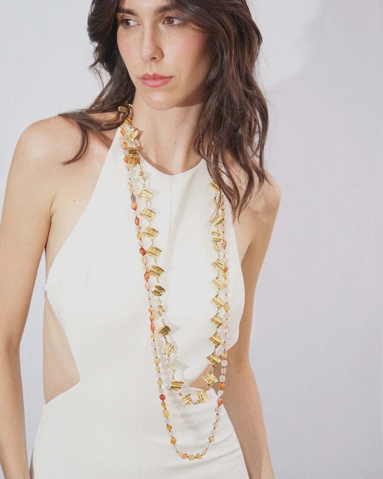 LUX QUARTZ NECKLACE