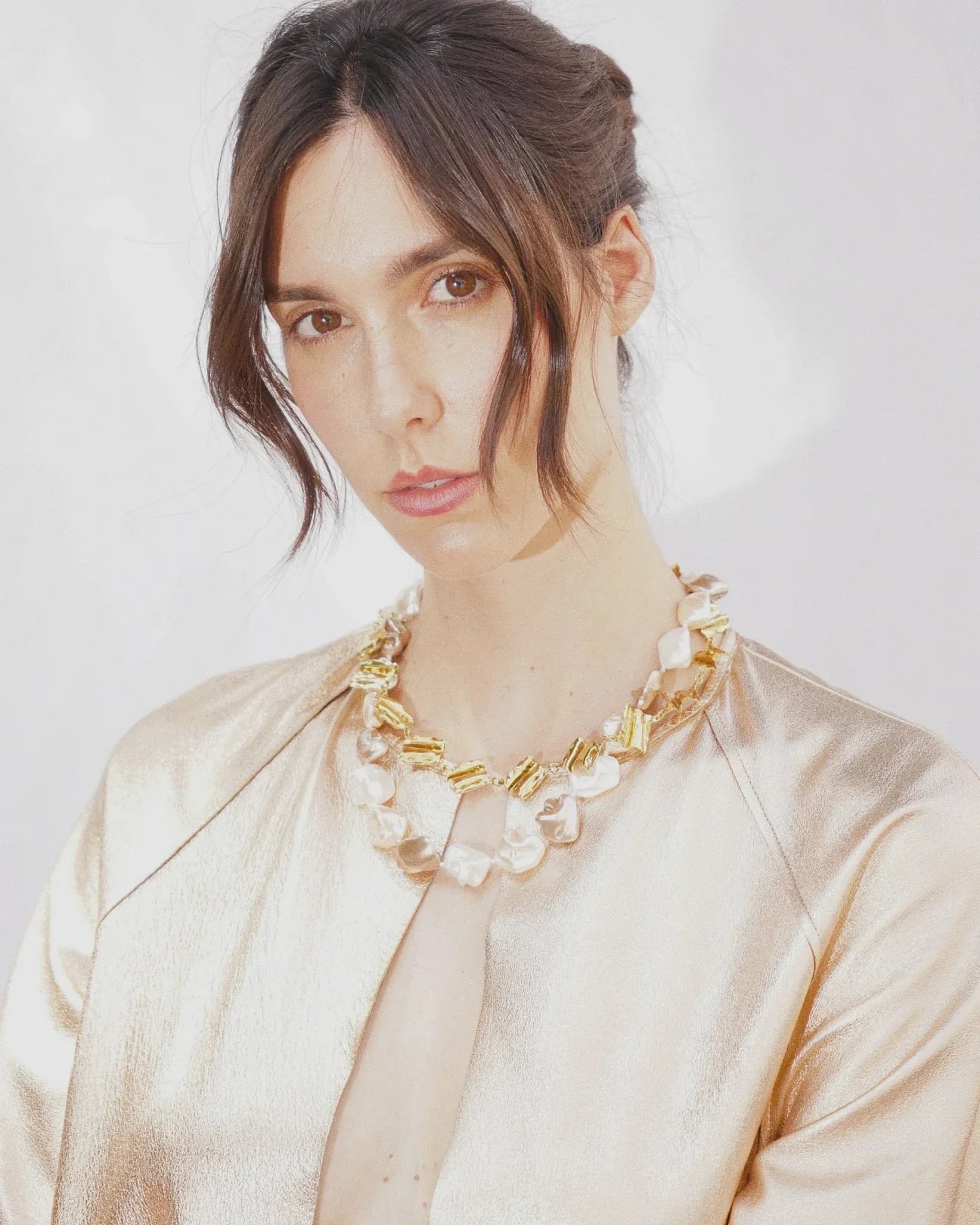 LUX QUARTZ NECKLACE
